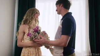 Blumen Femboy Seb Leblan Gepflückt und Hart Gefickt von Geilem Freund Jeremy Angel