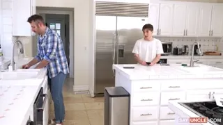 Twink Gets Wet Before Getting Plowed