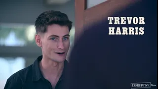 Bully Jared Borne Implora Twink Tristan Hanks per il Perdono con Bareback Creampie