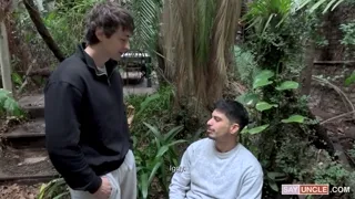 Latino Desconhecido Encontro: Iggy David Engole Profundamente O Grande Pau De Bastian Moreyra Ao Ar Livre